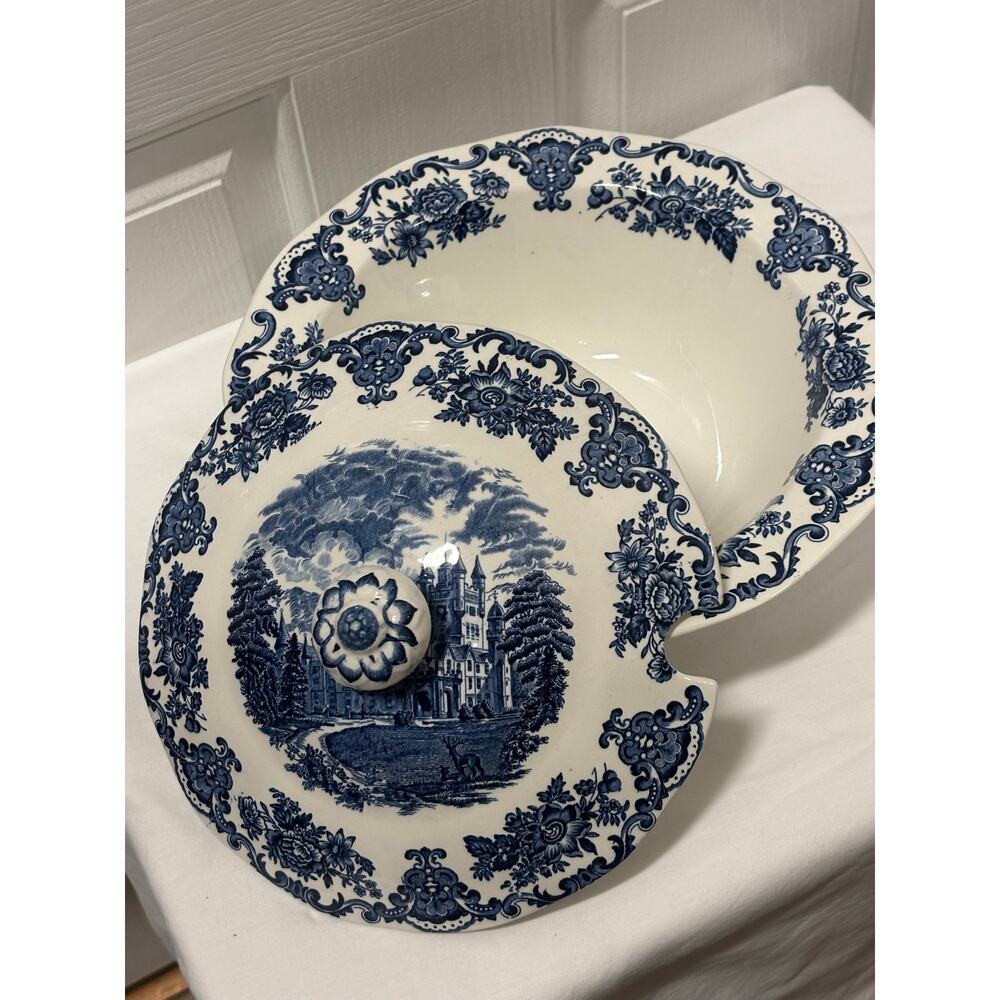 Vintage Enoch Wedgwood Royal Homes Britain Covered Vegetable Bowl Blue White - Picture 14 of 15